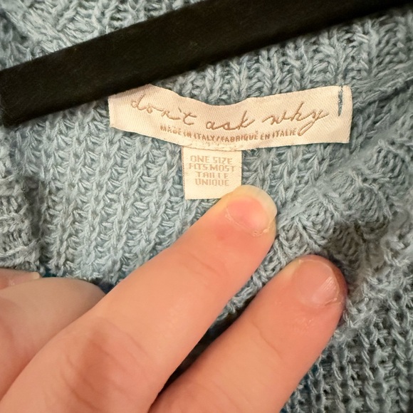 Women's Blue off the shoulder sweater - Picture 3 of 5